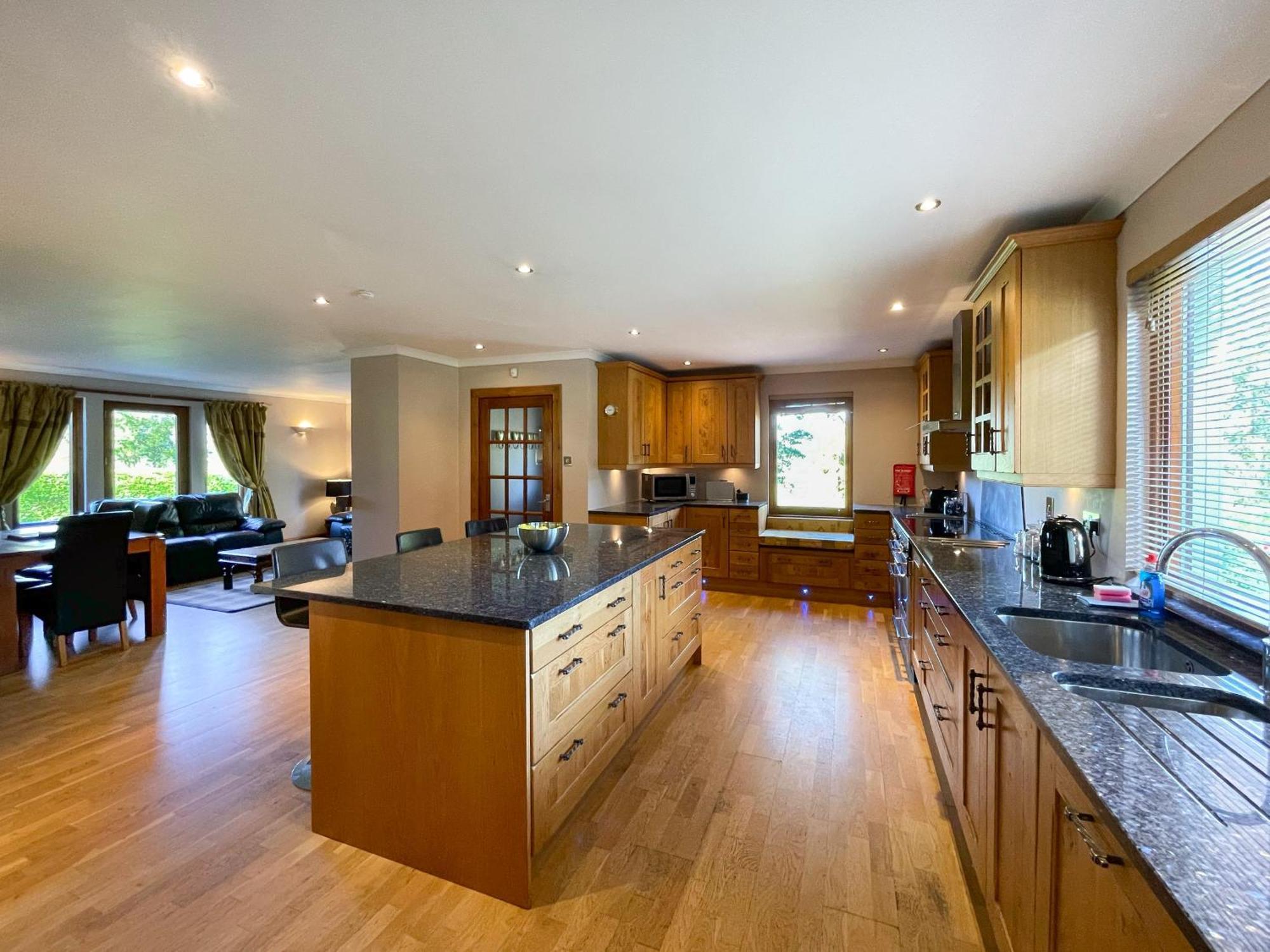 Loch Lomond Luxury Lodges Drymen Ngoại thất bức ảnh