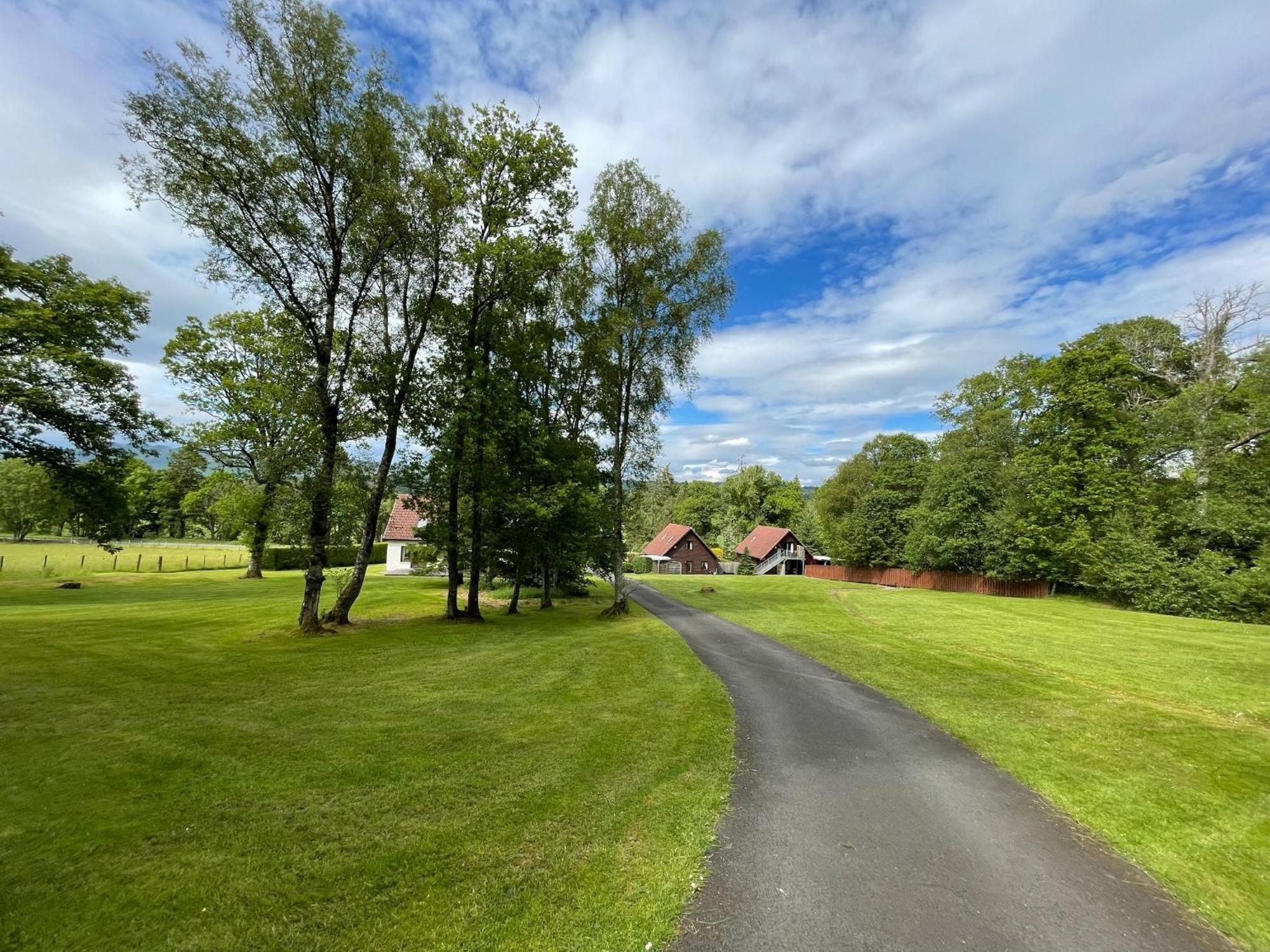 Loch Lomond Luxury Lodges Drymen Ngoại thất bức ảnh